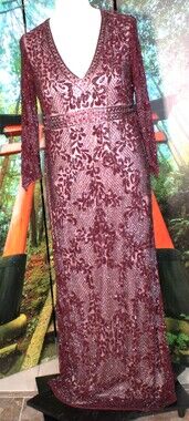 BEADED/SEQUIN COCKTAIL DRESS, WINE PLUS (MOTHER OF BRIDE) 3X